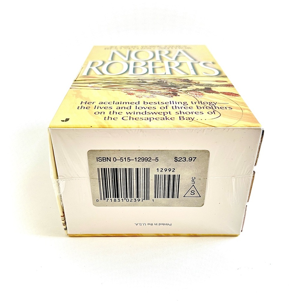 NEW Sealed Nora Roberts Chesapeake Bay Trilogy Gift Set Romance Paperback - Picture 5 of 5